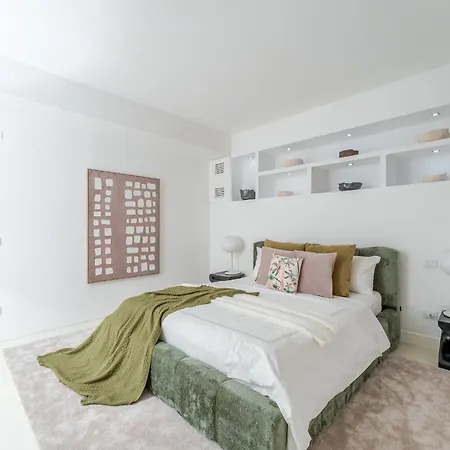 Breraprivata - Con Giardino E Ad Uso Esclusivo - Милан