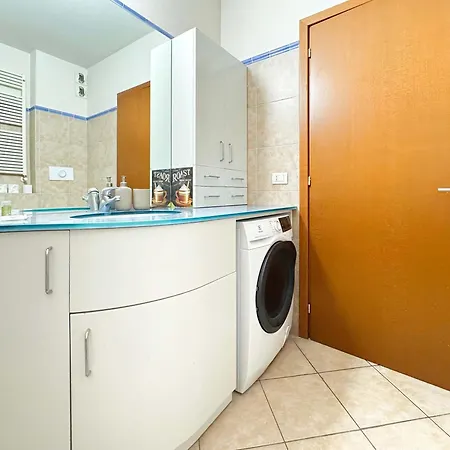 Homeby, Dimora Diana