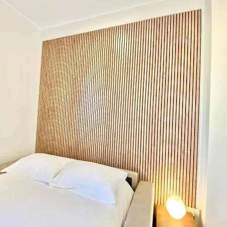 Penthouse With Panoramic Terrace-8 Minutes From The Duomo 米兰