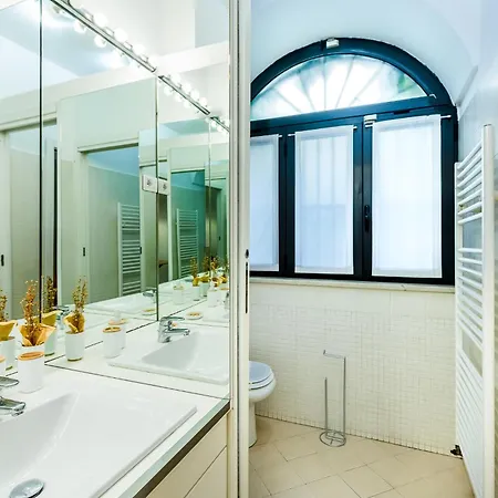 Exclusive Loft With Private Garden In City Center Milan At Navigli - 10Min To Duomo Apartman Milánó