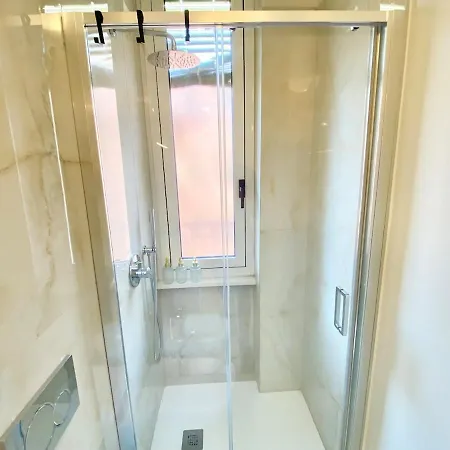 Penthouse With Panoramic Terrace-8 Minutes From The Duomo * Milán