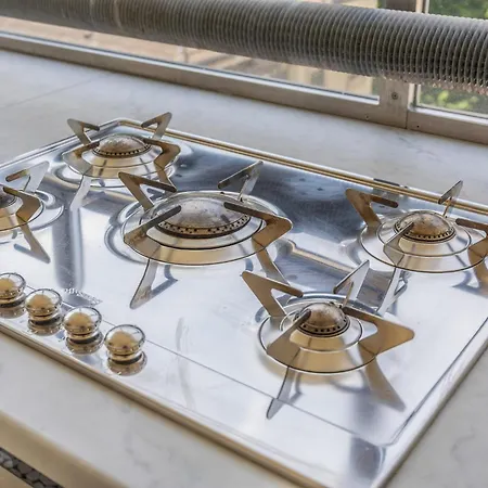 Penthouse Center & Garage Apartment Mailand