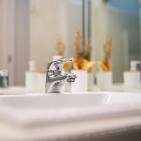 Apartman Exclusive Loft With Private Garden In City Center Milan At Navigli - 10Min To Duomo