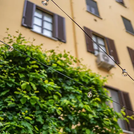 Exclusive Loft With Private Garden In City Center Milan At Navigli - 10Min To Duomo Apartman Milánó