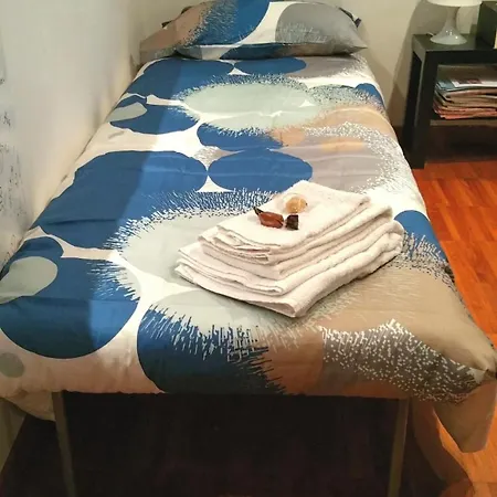 Bright And Lovely Private In Apartment