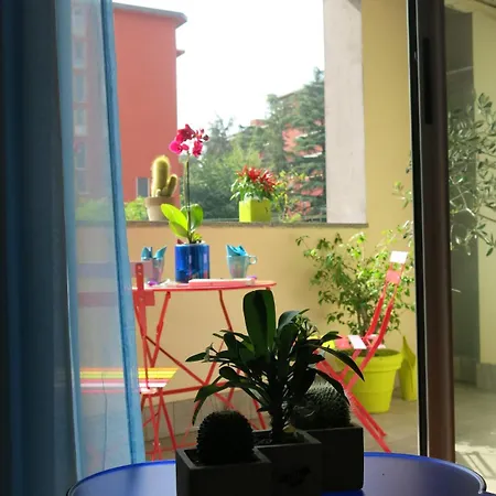 Bright And Lovely Private In