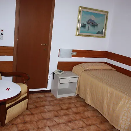 Piccolo Hotel 3*