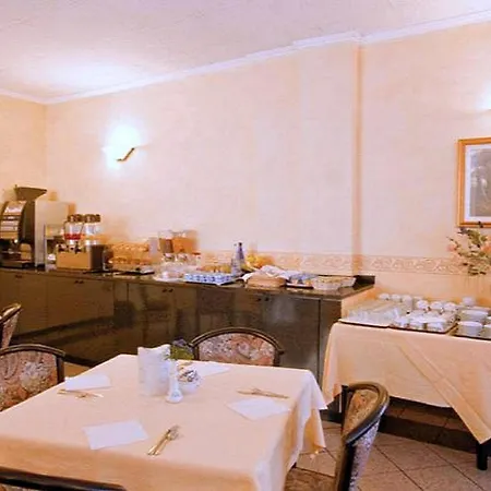 Piccolo 3* Milano