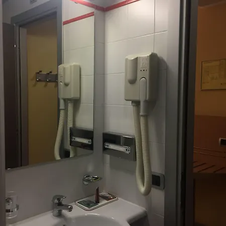 La Spezia מלון 4*