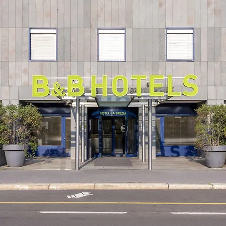 Отель La Spezia Милан
