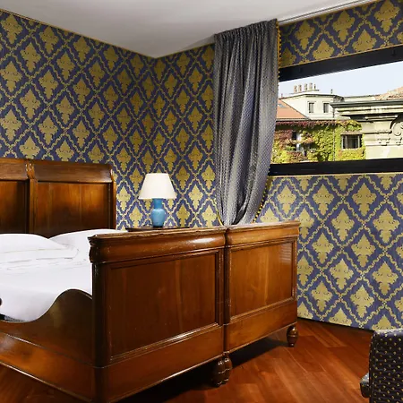 Pierre Hotel