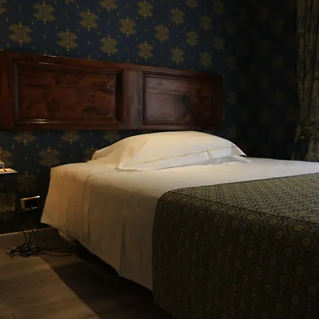 Pierre Hotel 5*