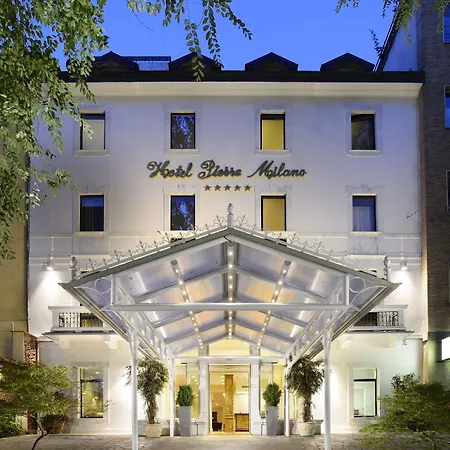 Pierre Hotell 5*
