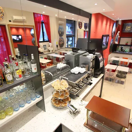 호텔 데모' 밀라노