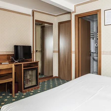 Des Etrangers Hotel Mediolan
