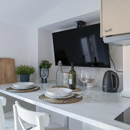 D'annunzio In The Heart Of Navigli Apartment *