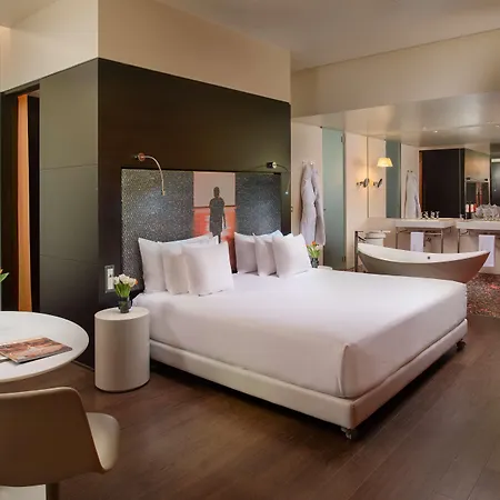 Hotel Nhow