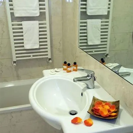 Hotel Cinque Giornate 3*