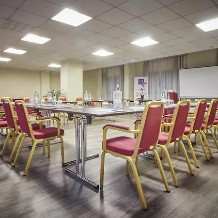 酒店 Ih Watt 13 4*