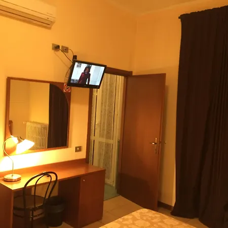 Paradiso Отель 2*