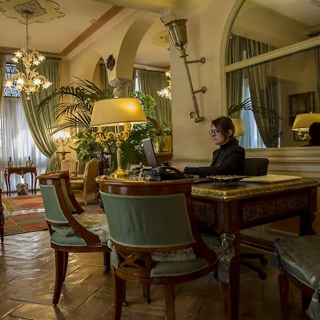 Petit Palais De Charme 4*