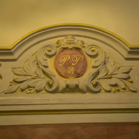 Petit Palais De Charme Hotel 4*