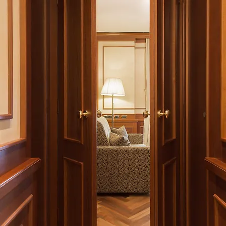 Manzoni Hotel 4*