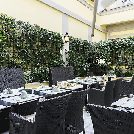 Manzoni Hotel Milan