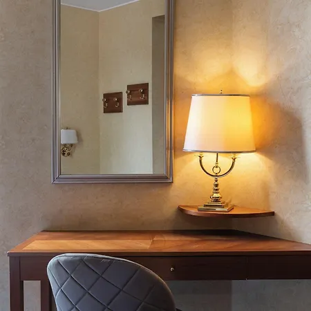 Hotel Boutique Dieci 4*