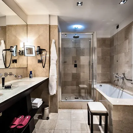 Crowne Plaza By Ihg 4* Milán