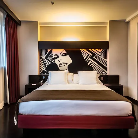 Crowne Plaza By Ihg 4*