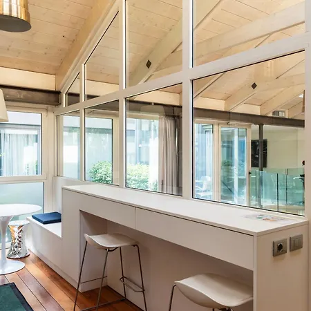 Youhosty - Luxury Town House *