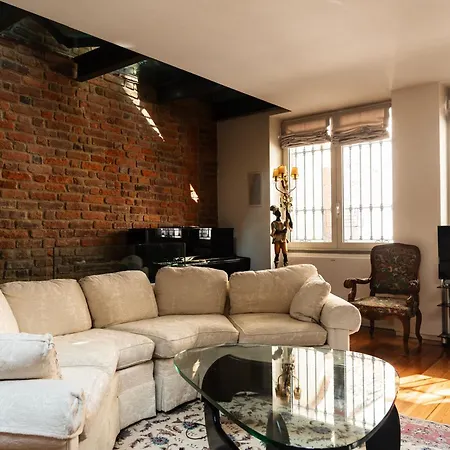 Appartement Youhosty - Luxury Town House *