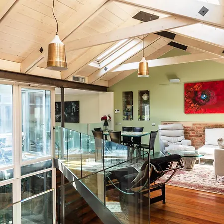 Appartement Youhosty - Luxury Town House *