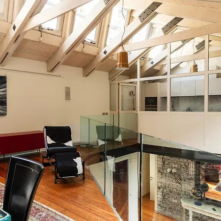 Youhosty - Luxury Town House