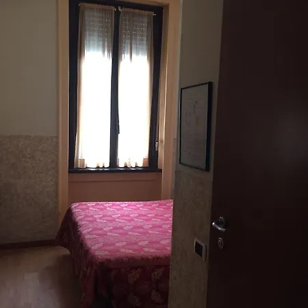Nettuno Hotel Milaan