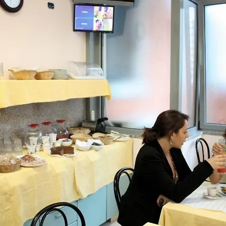 Hotel La Caravella 2*