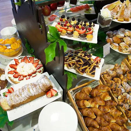 Western The Hub מלון