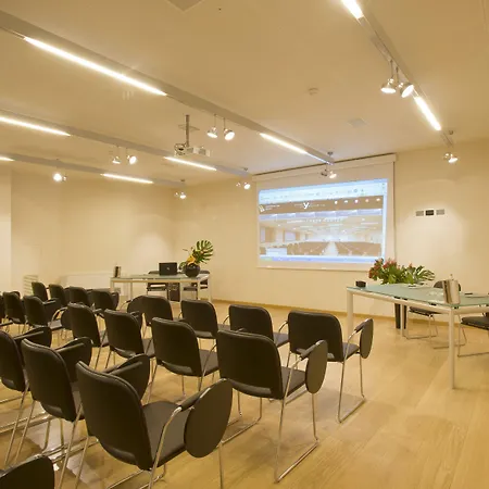 Western The Hub Ξενοδοχείο 4*
