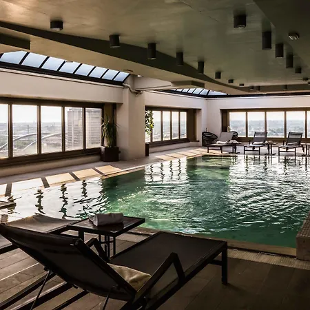 Western The Hub Hotel 4*