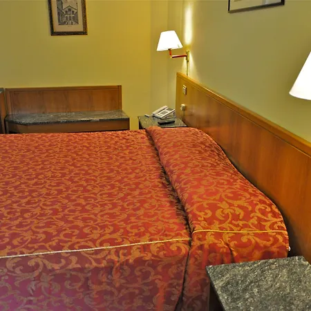 Hotel Vecchia Milan