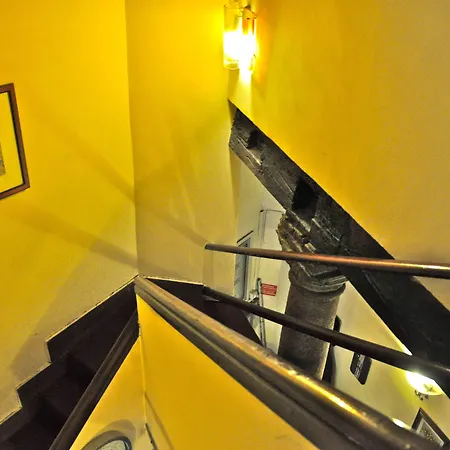 Vecchia Hotel
