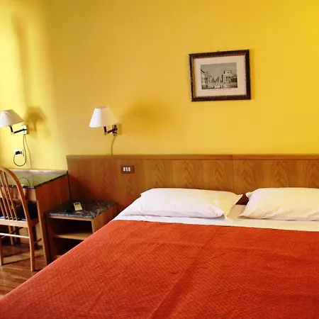 Vecchia Hotell