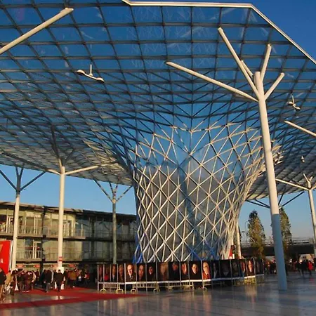 多佛尔酒店 酒店