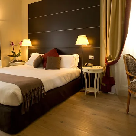 Hotel Townhouse 33 4*