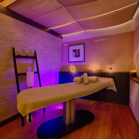 Nh Palazzo Moscova Hotel 4*