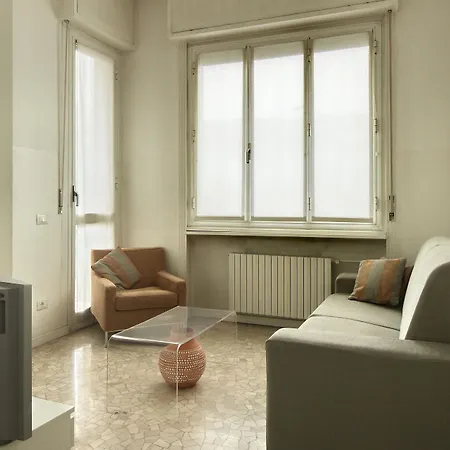 Milan Apartment Rental Милан