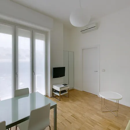 Milan Apartment Rental Апартаменты