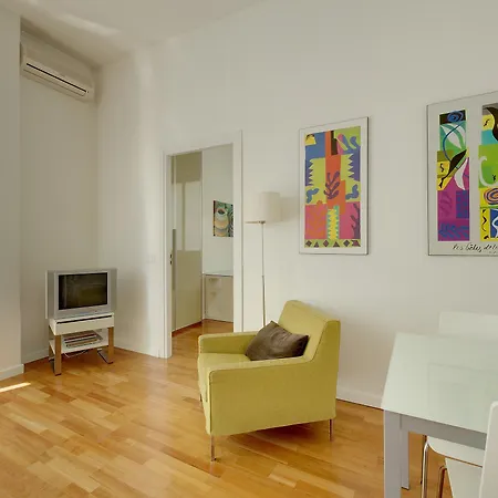 Milan Apartment Rental Milán