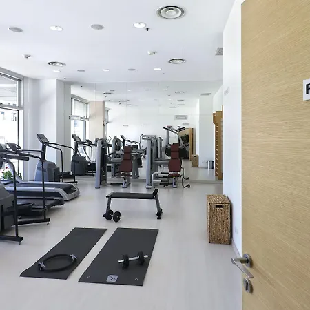Отель Ramada Plaza By Wyndham 4*